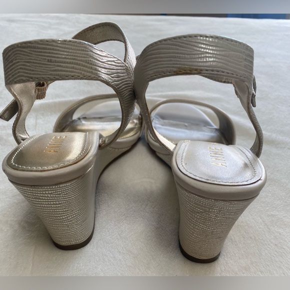 Anne Klein Metallic Ankle Strap Glitter Wedge Sandals Champagne / Gold Leather - Picture 3 of 8